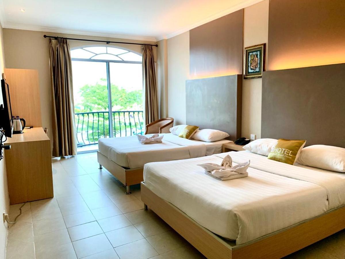 Sky View Hotel Managed By Os Batam Exterior photo