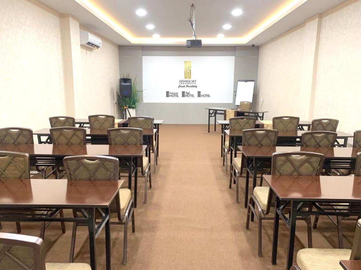 Sky View Hotel Managed By Os Batam Exterior photo