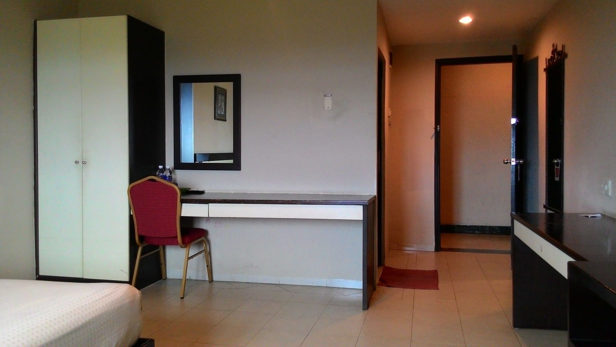 Sky View Hotel Managed By Os Batam Exterior photo
