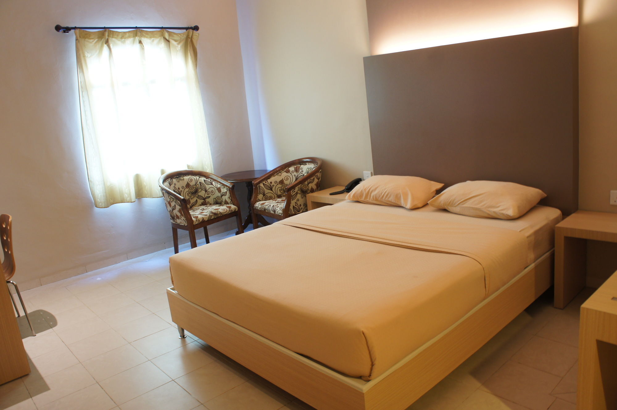 Sky View Hotel Managed By Os Batam Exterior photo