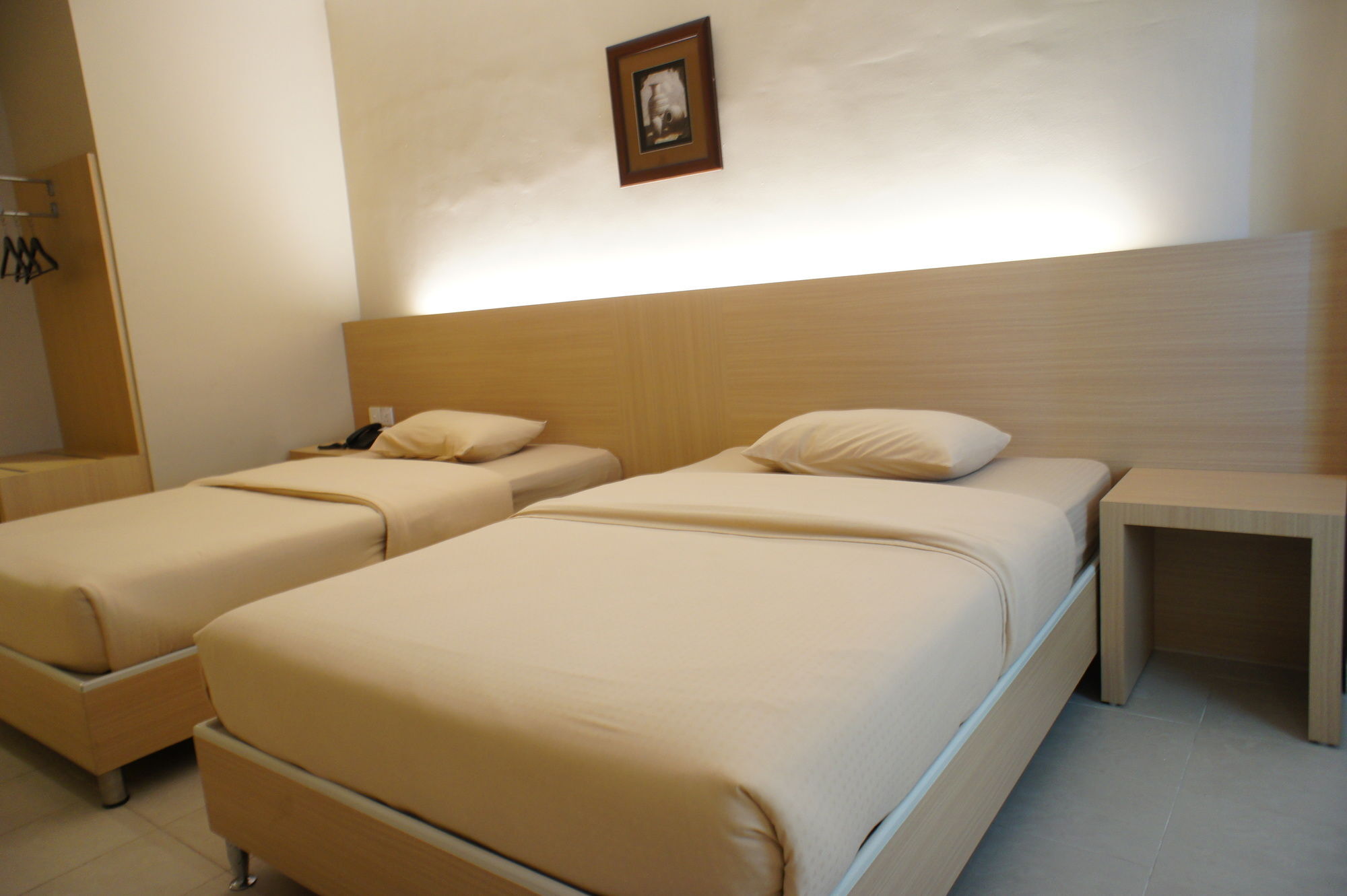 Sky View Hotel Managed By Os Batam Exterior photo